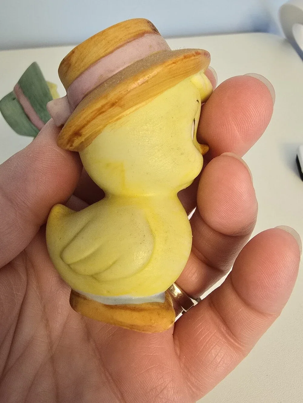 Vintage Lefton Anthropomorphic Baby Ducks Salt And Pepper Shakers Porcelain READ